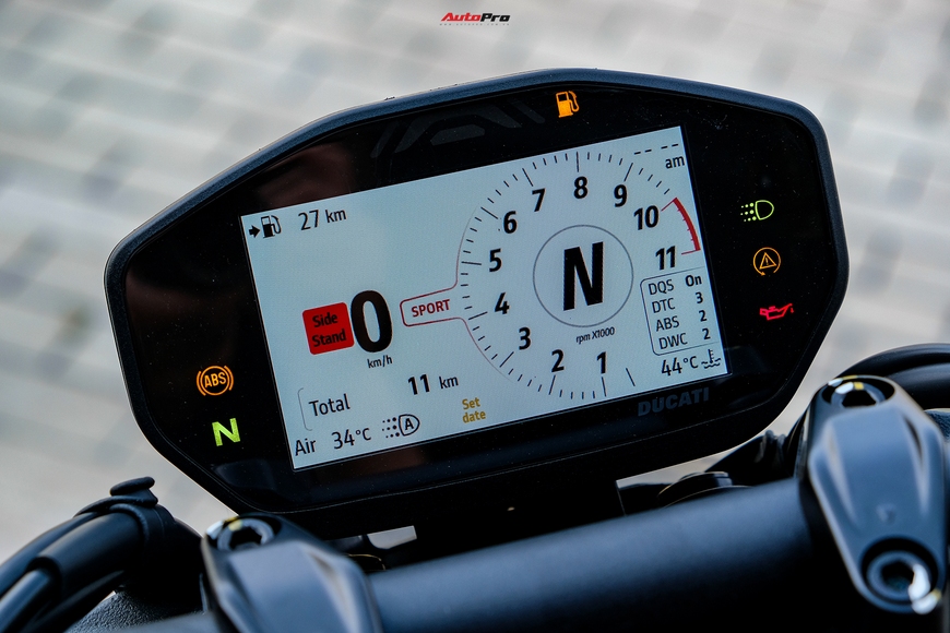 Ducati Monster 2022 đầu tiên về Việt Nam, giá từ 439 triệu đồng - Ảnh 13.