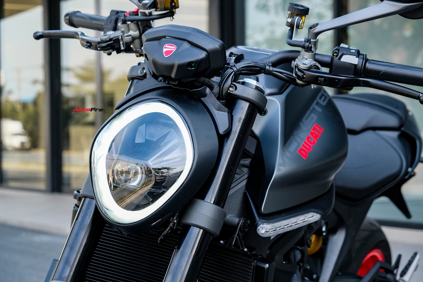 Ducati Monster 2022 đầu tiên về Việt Nam, giá từ 439 triệu đồng - Ảnh 15.