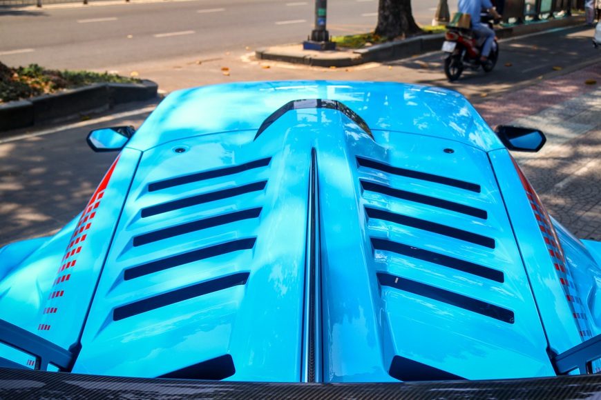 Chi tiết siêu phẩm Lamborghini Huracan STO tại Việt Nam: Nhiều trang bị chỉ dành cho đường đua - Ảnh 7. Chi tiết siêu phẩm Lamborghini Huracan STO tại Việt Nam: Nhiều trang bị chỉ dành cho đường đua - Ảnh 7.