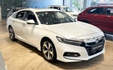 Honda Accord giảm kỷ lục 220 triệu: Liên tục tạo đáy mới để tìm khách, giá ngang Camry bản 'base'