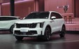 Kia Sorento thêm bản mới tại VIệt Nam: Mâm nhỏ hơn, gương điện tử, động cơ hybrid cạnh tranh Santa Fe