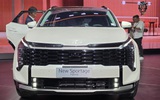 Sờ tận tay Kia Sportage 2026 vừa xuất hiện tại Việt Nam: Thiết kế long lanh, bắt mắt hơn, động cơ hybrid cạnh tranh CR-V