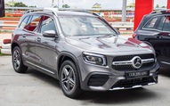 Ngồi thử 3 hàng ghế Mercedes-Benz GLB vừa ra mắt Việt Nam: Đừng mong 7 người lớn thoải mái nhưng 'mác Mẹc' giá 2 tỷ, 7 chỗ vẫn dễ kích thích