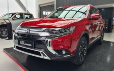 Loạt xe Mitsubishi tiếp tục giảm giá mạnh tại Việt Nam: Outlander và Pajero Sport đều được khuyến mại gần 70 triệu đồng