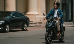 Honda Ra Mắt Mẫu Xe Máy Điện WN7, Đánh Dấu Bước Đột Phá Trong Lĩnh Vực Điện Đôi
