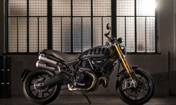 New 2023 Ducati Scrambler Icon Dark Dark Stealth  Motorcycles near  Milwaukee  DUC006822