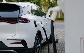 Bước đột phá mới cho xe điện, pin kèm máy sưởi nhỏ có thể sạc 70% trong 11 phút