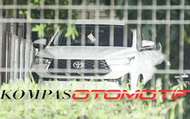 Toyota Innova 2023 lần đầu lộ diện trần trụi: Ngoại hình khó chê, chờ ngày về Việt Nam