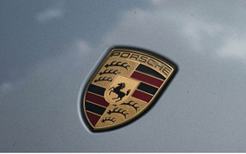 Porsche trở thành hãng xe không đáng tin cậy nhất