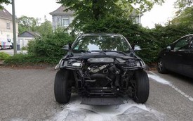 BMW 3-Series bị kẻ trộm "xẻ thịt" cả phần đầu xe và bảng điều khiển