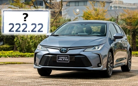 Toyota Corolla Altis 2022 biển số ngũ quý 2 được bán giá 2,2 tỷ đồng, bằng 2 chiếc Camry 'đập hộp'
