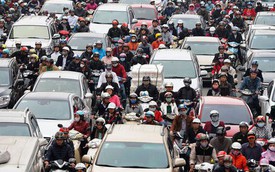 Tỷ lệ sở hữu ô tô ở ba miền Bắc, Trung, Nam đã thay đổi ngoạn mục ra sao sau 10 năm?