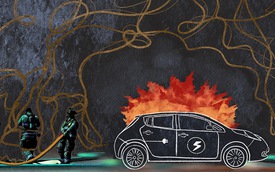Khi ô tô điện bị cháy, cách tốt nhất để dập lửa là cứ để chiếc xe cháy