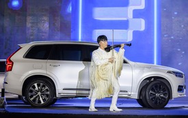 Cặp đôi Volvo tỏa sáng cùng nghệ sĩ violin Hoàng Rob trên sân khấu BCA 2023