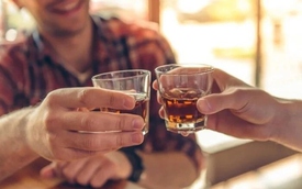 Uống rượu sau bao lâu mới hết nồng độ cồn?