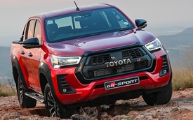 Toyota Hilux sắp thêm động cơ mới đang thành ‘trend’ ở Việt Nam