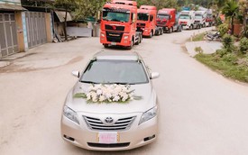 Chú rể Hà Tĩnh 'chơi lớn' rước dâu bằng 20 xe container