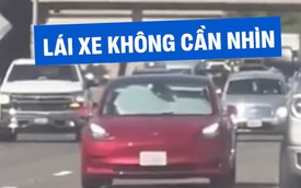 Đừng như chủ xe Tesla Model 3 này: Che đi kính chắn gió rồi bật chế độ lái tự động trên cao tốc