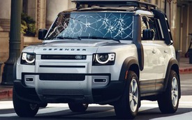 Chủ xe Land Rover Defender tố kính lái kém chất lượng, 4 năm thay 5 lần, tốn hàng trăm triệu đồng