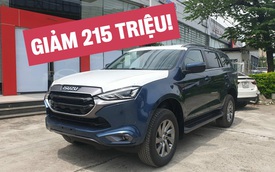 Isuzu mu-X giảm tới 215 triệu tại đại lý: Giá khởi điểm từ 810 triệu đồng, SUV hạng D nhưng rẻ ngang CX-5, Territory