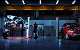Đây là lý do mà những chiếc xe Volvo thường an toàn nhất thế giới: Hãng tự tìm tai nạn để điều tra, lấy dữ liệu