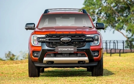 Ford Ranger Stormtrak được xác nhận ra mắt tại Việt Nam: Hầm hố hơn Wildtrak, thêm sức ép cho Triton Athlete
