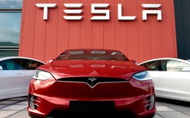 Suốt 4 năm chỉ bán vài mẫu xe cũ, Tesla đang trở nên nhàm chán hơn bao giờ hết, tương lai gã khổng lồ xe điện sẽ ra sao?