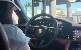 Bố cần 370 triệu để phẫu thuật nhưng 3 con trai trốn tránh, con gái út lái Porsche về thăm nói một câu khiến tất cả cúi gằm mặt