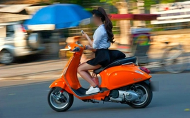 CSGT vừa xử phạt 1 cô gái có hành vi mà rất nhiều người Việt mắc phải, mức phạt tối đa lên đến 14 triệu đồng