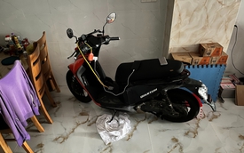 Mưa lũ mất điện nhưng nhà vẫn sáng đèn, có WiFi: Hóa ra nhờ tính năng 'ẩn' của chiếc xe máy điện này