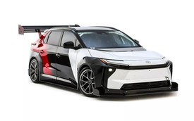Toyota hé lộ biến thể xe điện hiệu suất cao