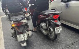 Xử lý người phụ nữ tự mua biển số '9999' lắp vào xe máy để lưu thông