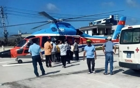 Một gia đình thuê trực thăng đưa thầy giáo bị đột quỵ ở đặc khu Phú Quý đi cấp cứu
