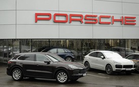 Hàng trăm siêu xe Porsche tại Nga biến thành Gạch có bánh, chủ xe hoảng loạn không biết tại sao