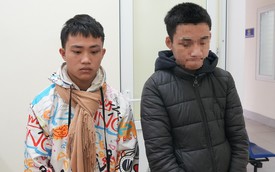 Thiếu tiền chơi game, 2 thiếu niên liều lĩnh phá kính nhiều ô tô trộm đồ