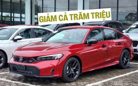 Honda Civic e:HEV RS giảm giá tới 140 triệu tại đại lý, mạnh ngang BMW 3-Series nhưng rẻ bằng một nửa