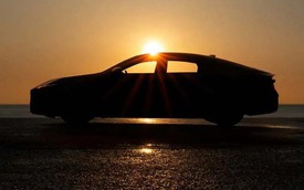 Lexus ES thế hệ mới lộ diện: Thiết kế hoàn toàn mới, trần xe cong, mâm đa chấu, có tùy chọn hybrid, ra mắt ngay tháng 4 này