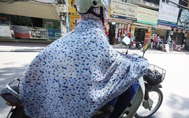 Những lưu ý cho chị em khi đi xe máy dưới trời nắng nóng để tránh tai nạn
