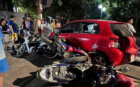 Ô tô con đâm liên hoàn hàng loạt xe máy ở đường Kim Giang, Hà Nội