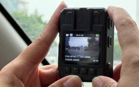 CSGT Hà Nội dùng camera chuyên dụng ghi hình xử lý loạt xe khách vi phạm
