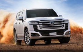 Toyota Land Cruiser thêm bản hybrid: Mạnh ngang Lexus LX 700h, bình xăng lớn, pin chịu được khắc nghiệt để off-road