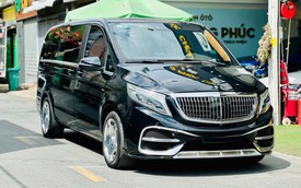 Rao Mercedes-Benz V-Class giá 1,2 tỷ đồng, người bán cho biết riêng tiền độ đã gần 1 tỷ với TV, két sắt, tủ lạnh, ghế 'chủ tịch' kiểu Maybach