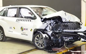Xem clip này để hiểu vì sao Toyota Innova Cross đạt 5 sao an toàn sau loạt cú đâm nát thân vỏ