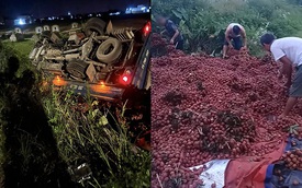 Vụ xe tải chở vải bị lật, người dân ra nhặt: Chủ xe đính chính bất ngờ