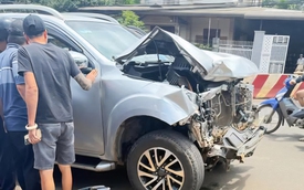 Xe bán tải gây tai nạn liên hoàn rồi chạy một đoạn xa, nhưng chưa xác định tài xế có cố ý hay không