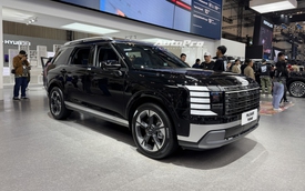 Sờ thử Hyundai Palisade bản tiêu chuẩn giá hơn 1,7 tỷ vừa về ĐNÁ: Nội thất không giống bản 'base', vẫn có đủ ADAS, loa Bose, màn hình to