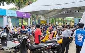 Đua nhau đổi xe máy xăng lấy xe điện, các hãng đem xe xăng đi đâu?