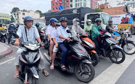 VAMM: Cần 2-3 năm để đổi xe xăng sang xe điện