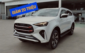 Isuzu mu-X ra mắt chưa đầy 1 tháng đã giảm giá tại đại lý: Bản tiêu chuẩn còn 914 triệu đồng, chưa giảm sâu như Everest
