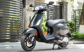 Vespa Sprint S 125 2025: Vận hành linh hoạt, mức tiêu thụ nhiên liệu thực tế chỉ từ 2.3L/100Km
